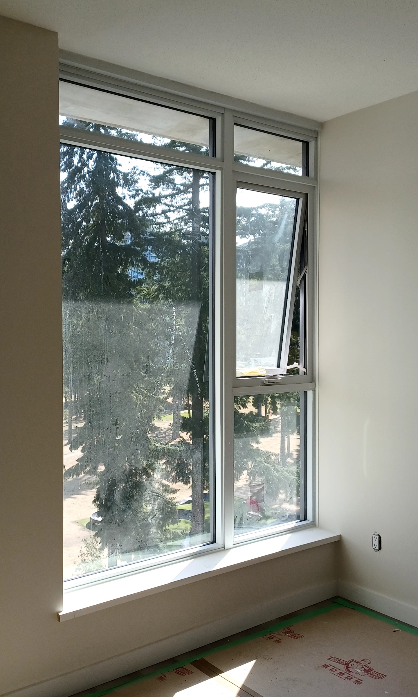 A newly-installed five-part window.